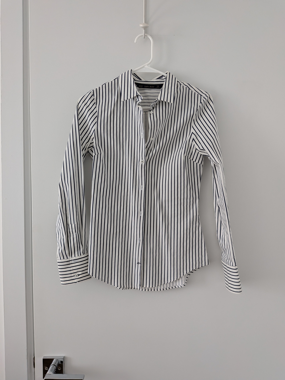 Zara XS Striped Slim Button-Down